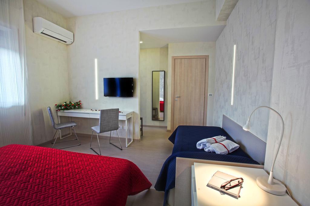 Hotel Kroma Ragusa Exteriör bild