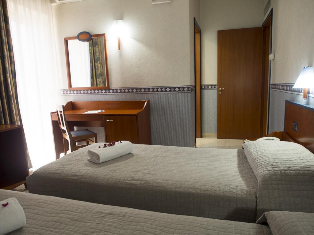Hotel Kroma Ragusa Exteriör bild