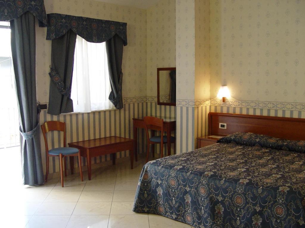 Hotel Kroma Ragusa Rum bild